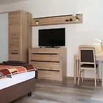 Aparthotel Aparts 3*