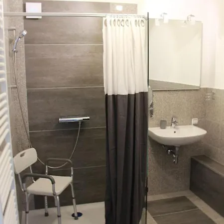 Aparts Aparthotel